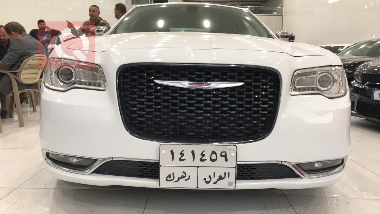 كرايسلر 300